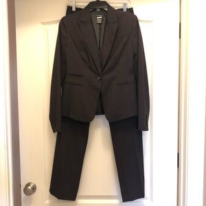 Ann Taylor Pant Suit!